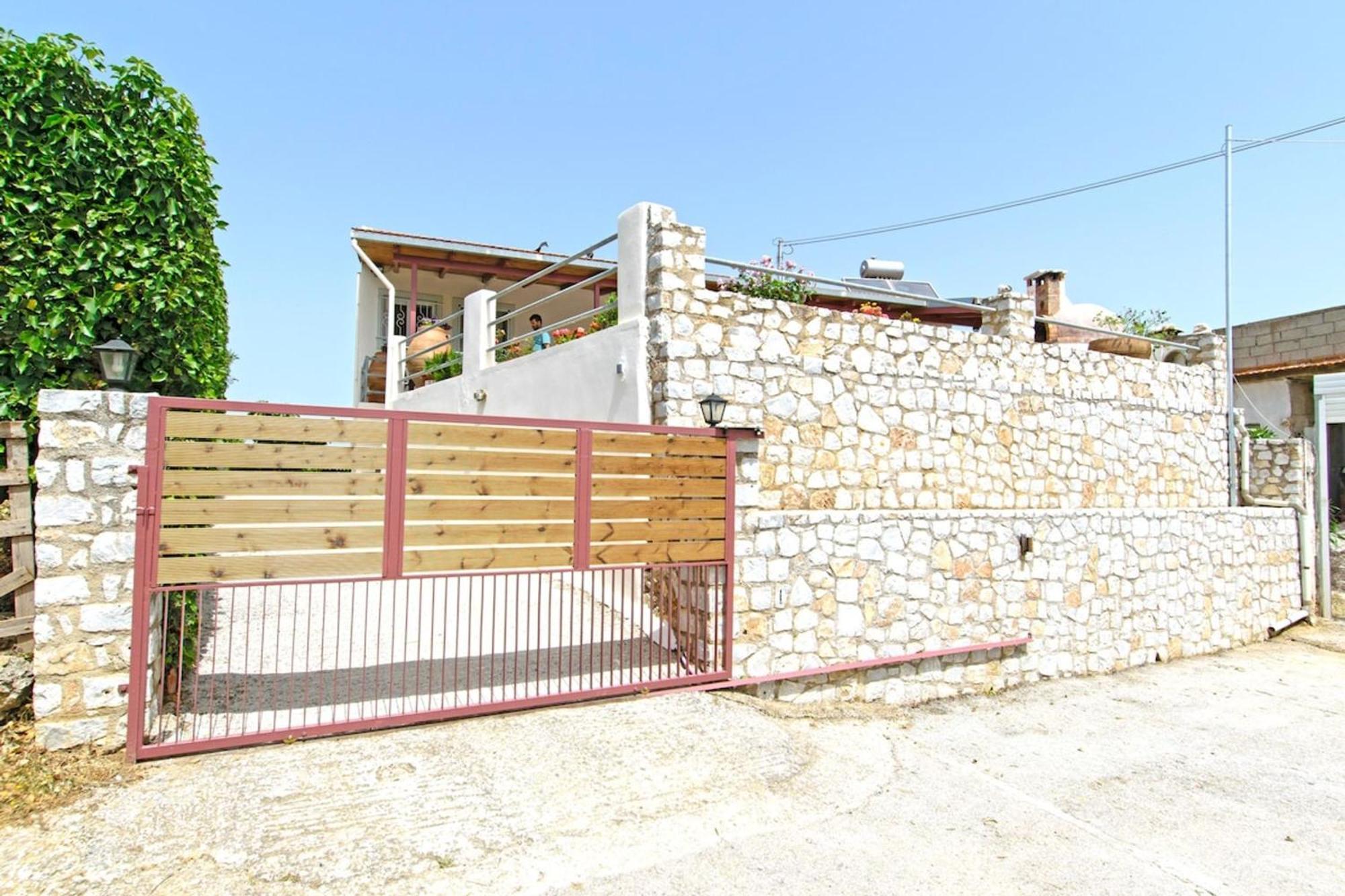 Aoria Traditional House With Stuning Mountain View Loulos Экстерьер фото